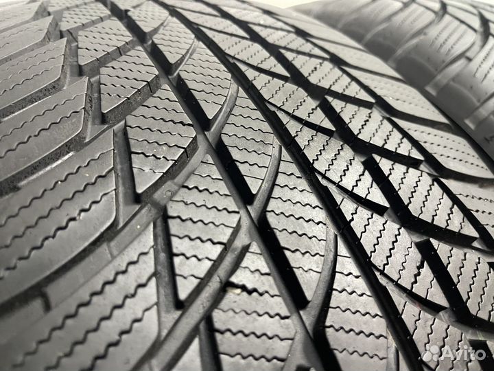 Bridgestone Blizzak LM-001 225/50 R18