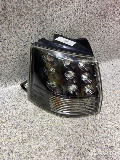 Фонарь задний левый Mitsubishi Outlander Xl 2007