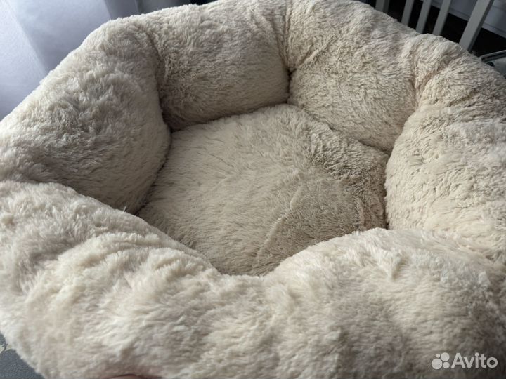 Лежак для кошек и собак новый