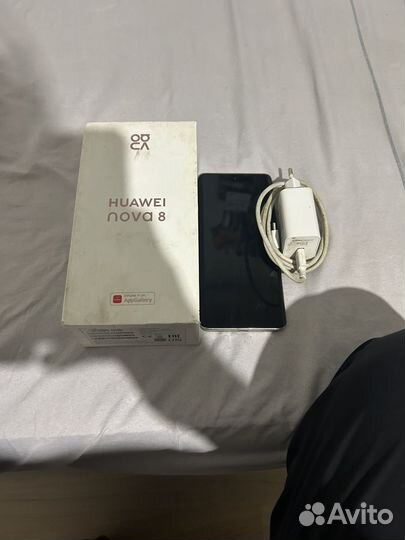 HUAWEI Nova 8, 8/128 ГБ