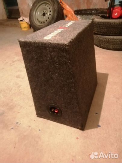 Активный сабвуфер