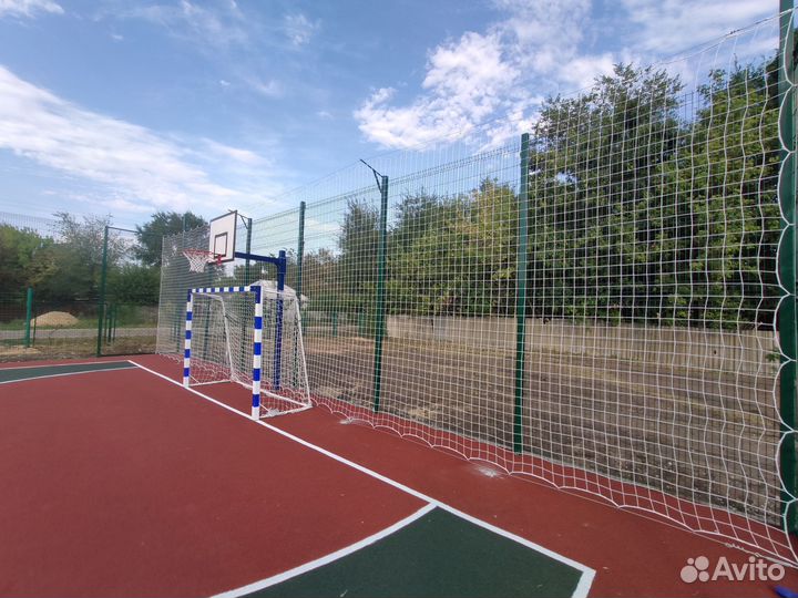 Защитная спортивная сетка