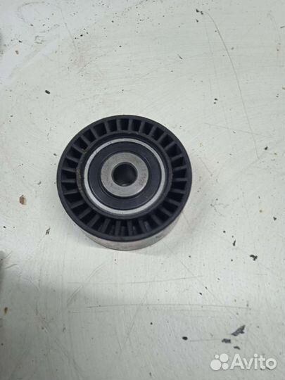 Ролик приводного ремня Peugeot 206 Пежо 206