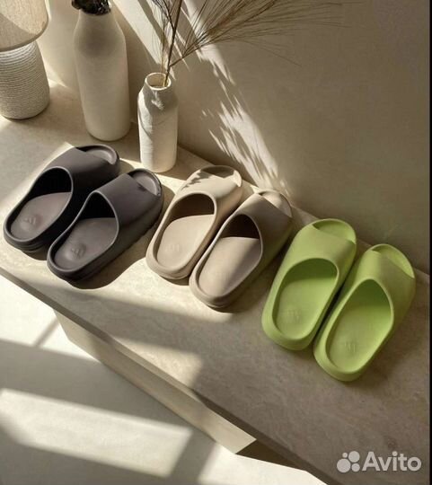Слайды Yeezy сланцы 1905