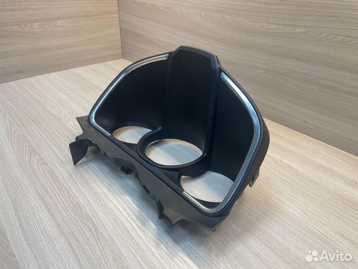 Козырек щитка приборов LADA X-Ray