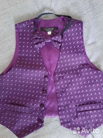 Жилет с бабочкой новый