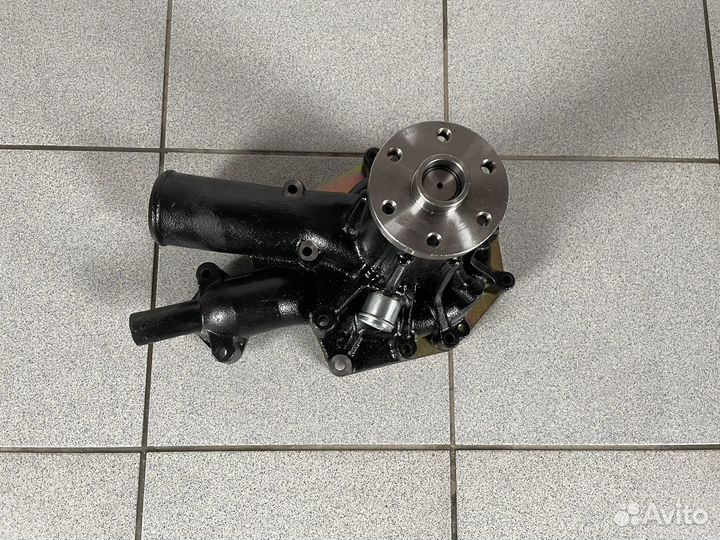 Водяная помпа isuzu 6HK1
