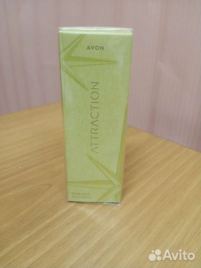 Туалетная вода женская от avon attraction