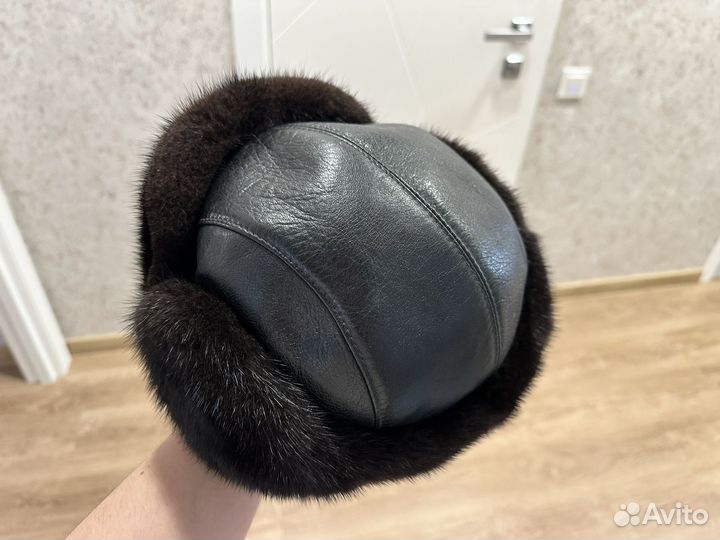 Меховая мужская шапка