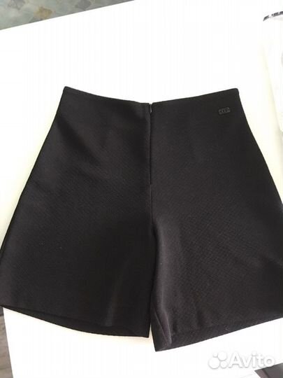 Шорты женские