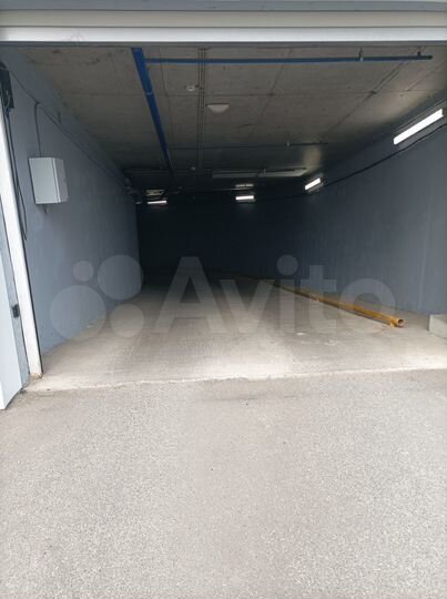 Машиноместо, 14 м²