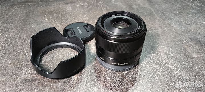 Объектив Sony E 35mm f 1.8