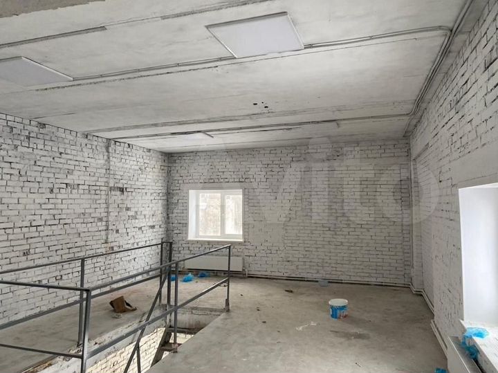 Производство, склад. 1620 м². Ворота 3,0*3,5