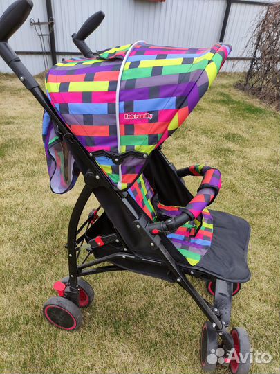 Прогулочная коляска