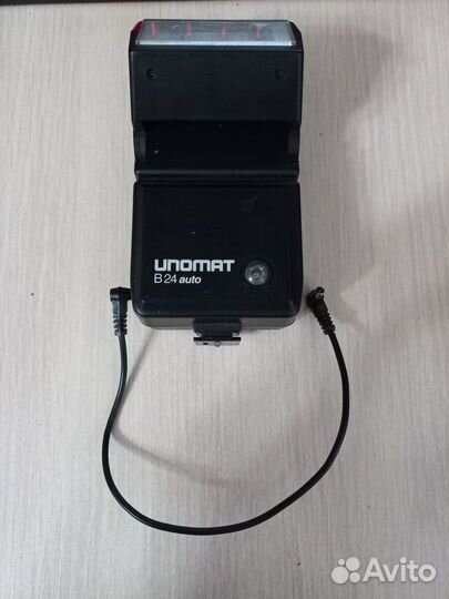 Фотовспышка Unomat B24auto LZ24/GN80