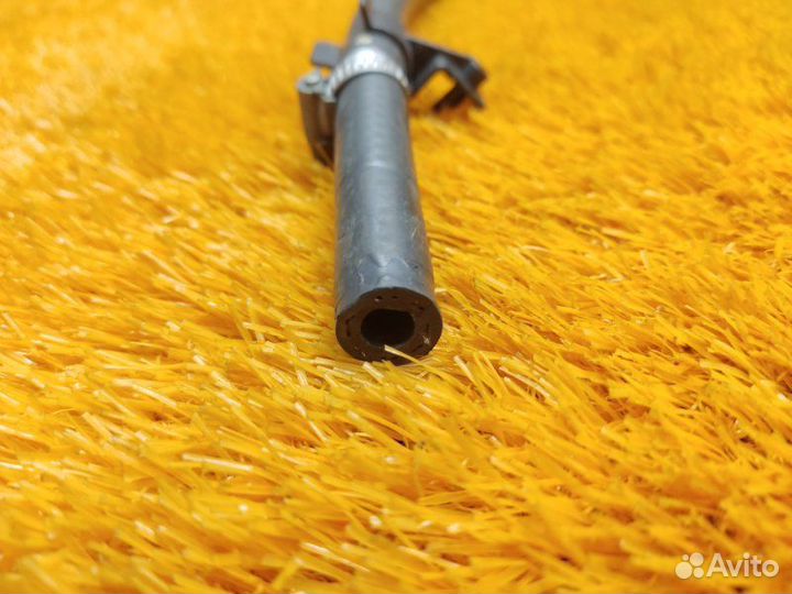 Патрубок радиатора верхний Mercedes-Benz C-Class