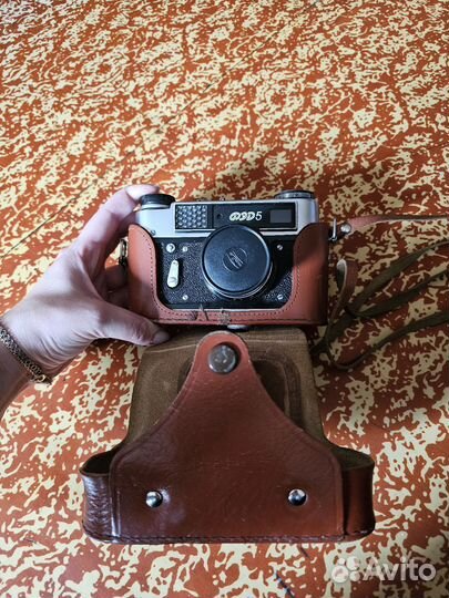 Плёночный фотоаппарат фед5