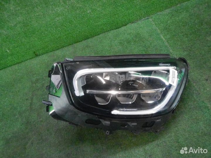 Фара левая Mercedes-Benz GLC