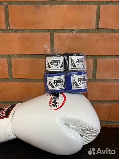 Боксерские перчатки twins