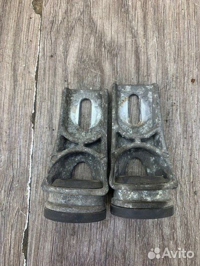 Кронштейн радиатора Opel Meriva A минивэн 2004