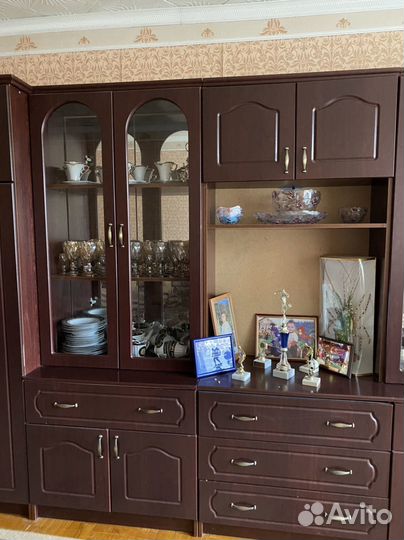 Стенка в гостиную