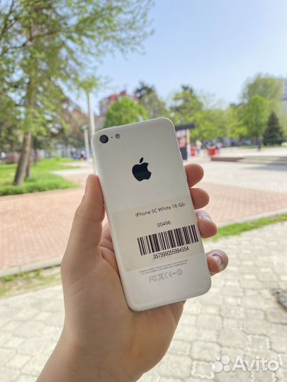 iPhone 5C, 16 ГБ