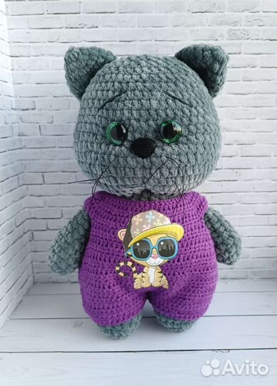 Вязанный кот игрушка