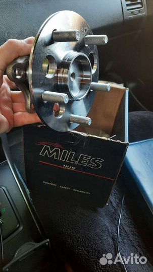 Ступичный подшипник toyota corolla e150 задний