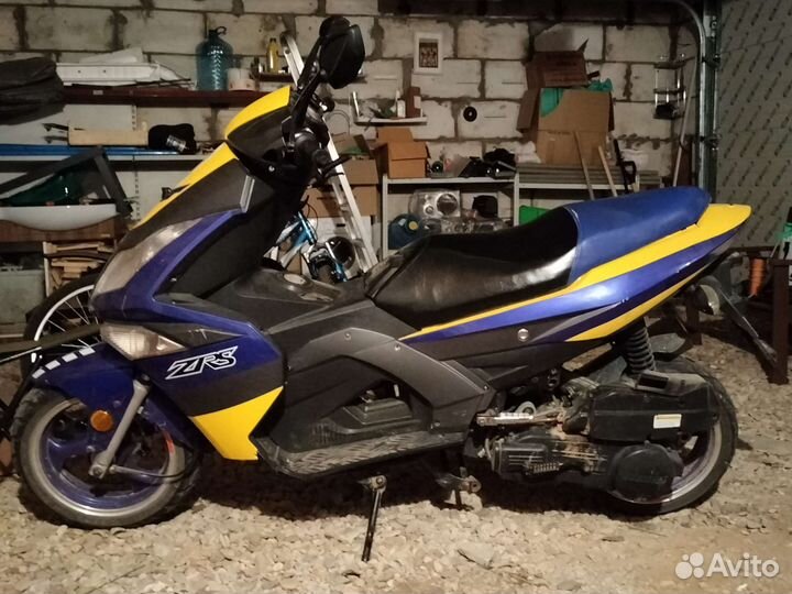 Скутер irbis ZRS