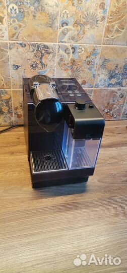 Кофемашина delonghi nespresso EN520. BL