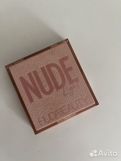 Huda beauty тени nude