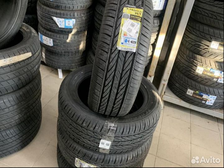 Tracmax X-Privilo H/T 225/55 R18 98H