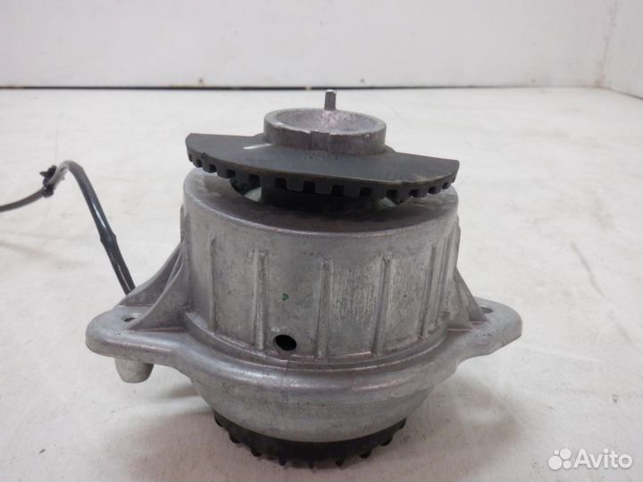 Подушка двигателя Mercedes W222 S