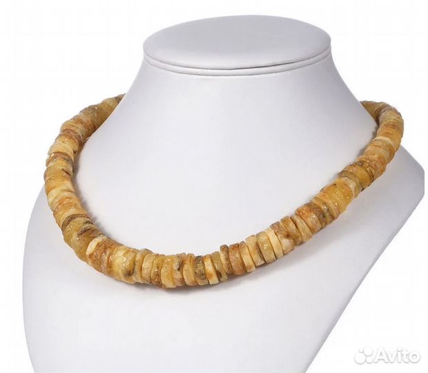 Бусы из пейзажного янтаря