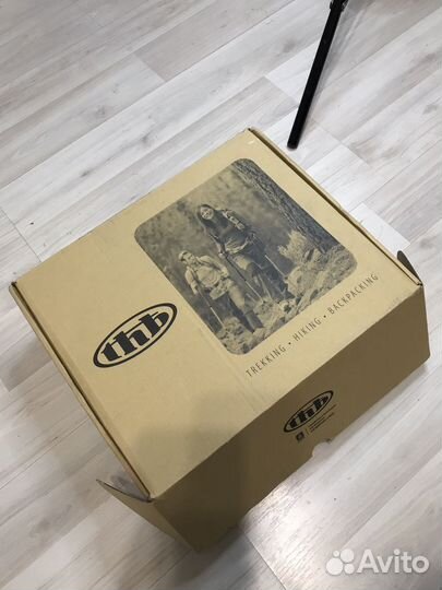 Трекинговые ботинки женские 40