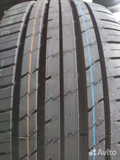 Tracmax X-Privilo RS01+ 275/40 R20 ZR