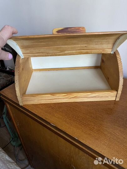 Хлебница деревянная