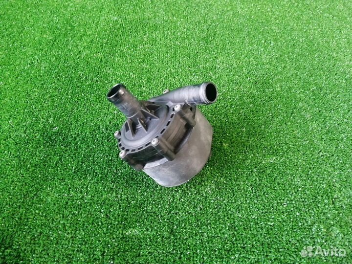 Помпа Ниссан Лиф Азе0