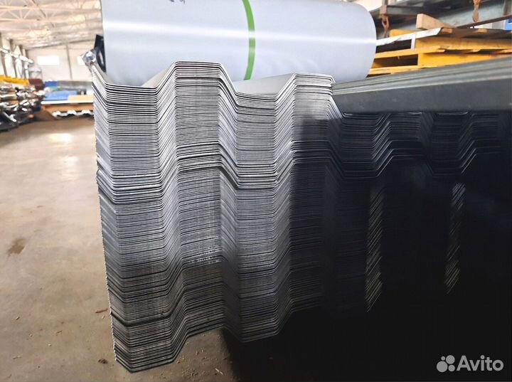 Профлист окрашенный нс44 0,4х1000(1064)х2300