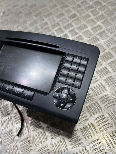Магнитола Mercedes w164