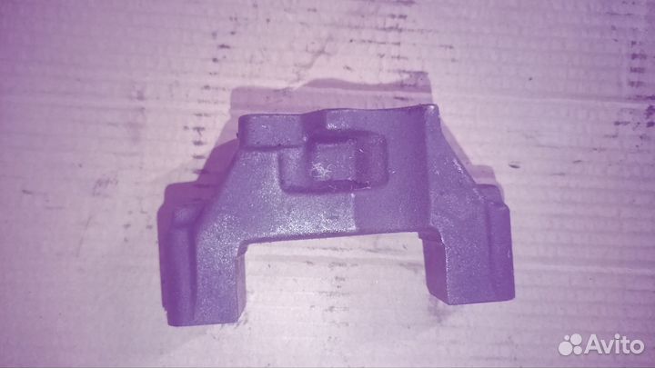 Кронштейн вала коромыслел