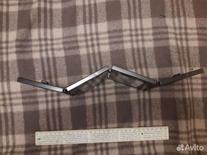 Рамка под 4 фотографии. Металл