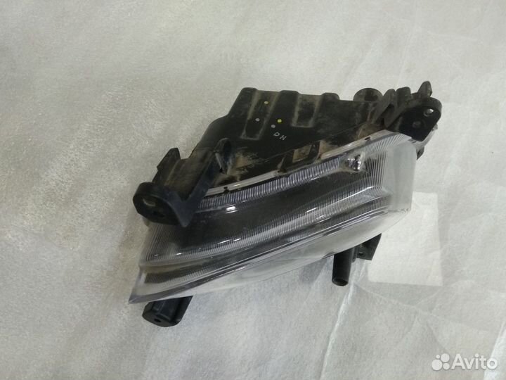 Hyundai Santa Fe 18- птф левая LED