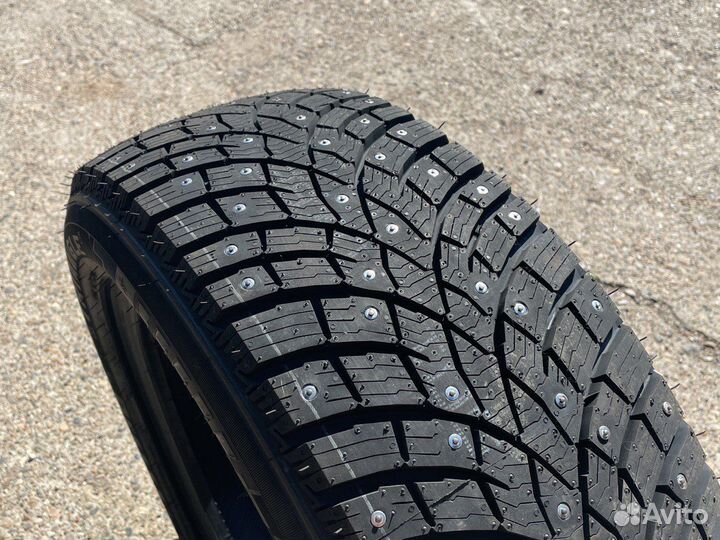 Triangle IcelynX TI501 235/35 R19