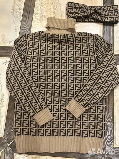 Водолазка с повязкой под fendi