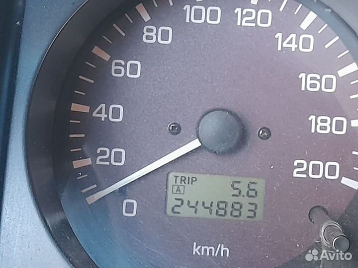 Mitsubishi Pajero 3.2 AT, 2000, 320 000 км