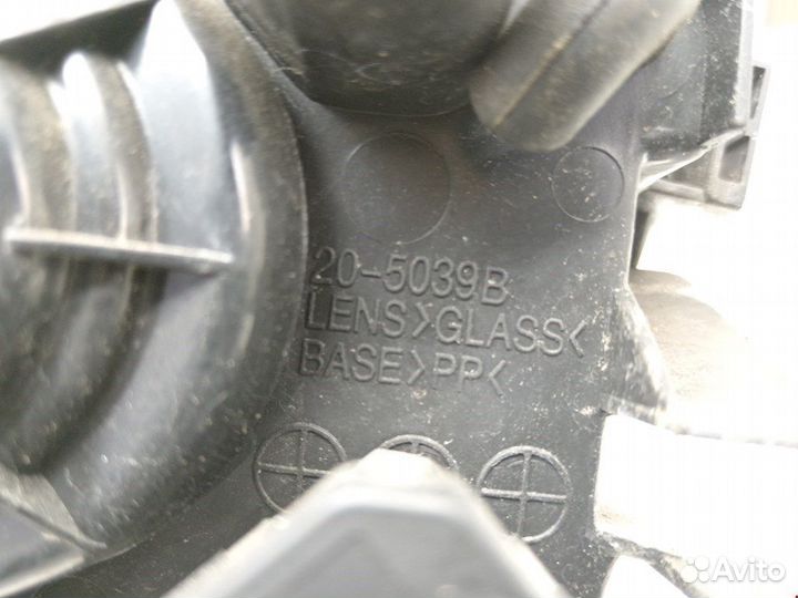 Фара передняя для Audi A3 8L 8L0941030A