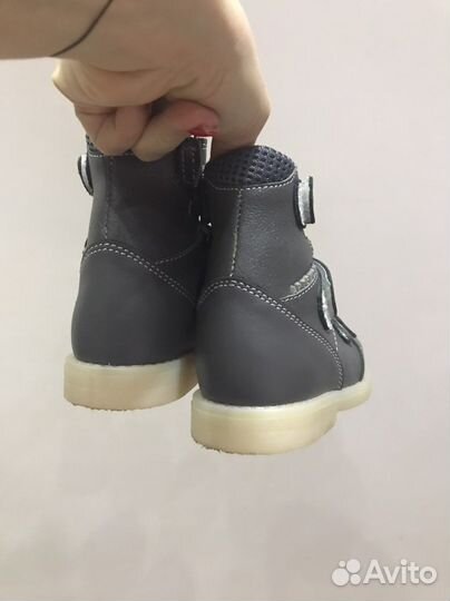 Ортопедические сандали 24