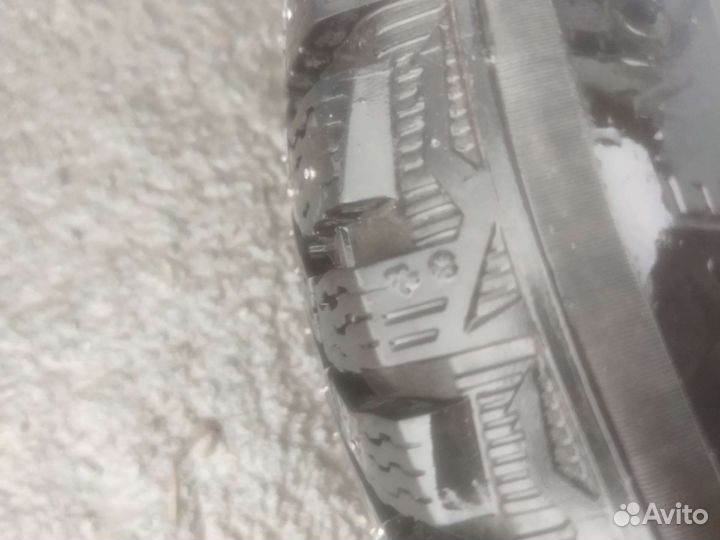 Michelin X-Ice North 4 195/65 R15