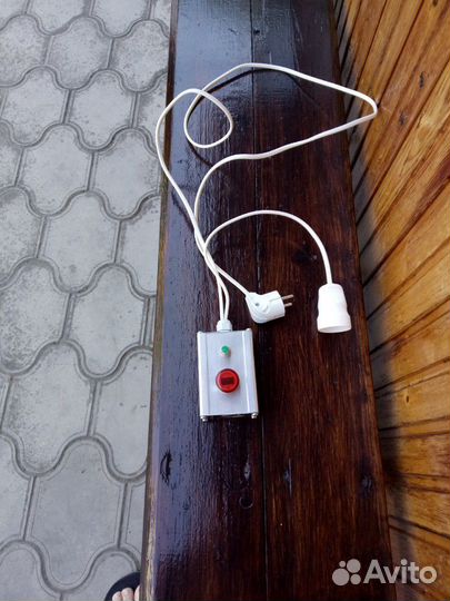 Регулятор напряжения